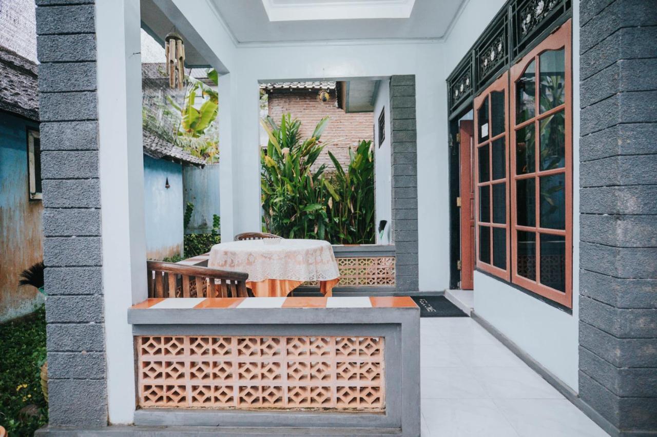 Agus Hidden Homestay - Banjar Sweet Village Banyuwangi  Exteriör bild
